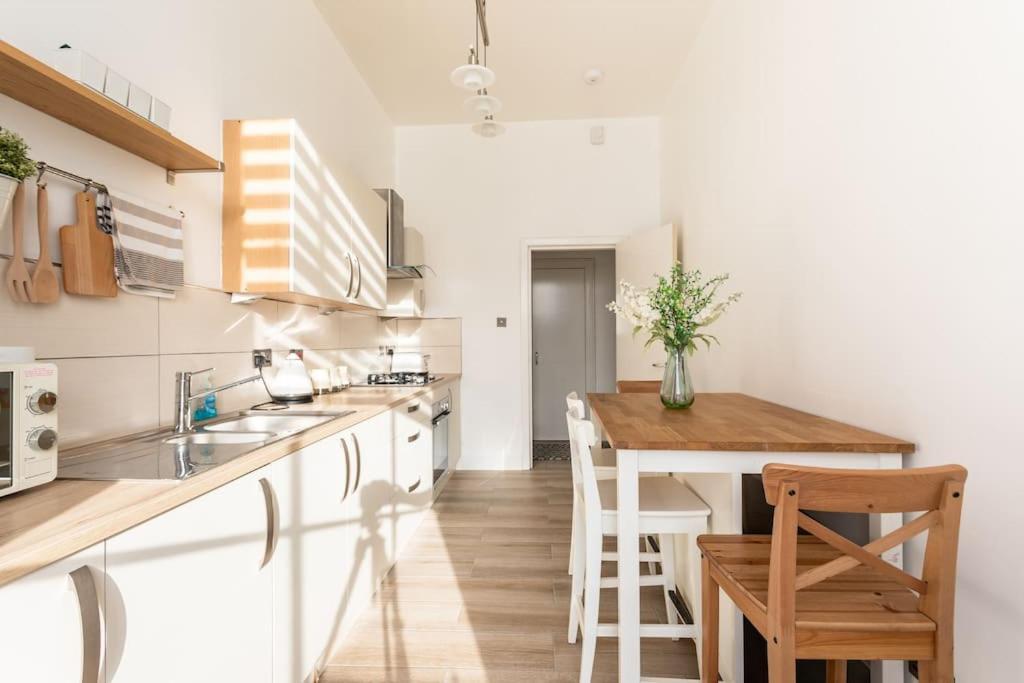 Apartamento West End 5 Min Walk To Secc And Hydro *